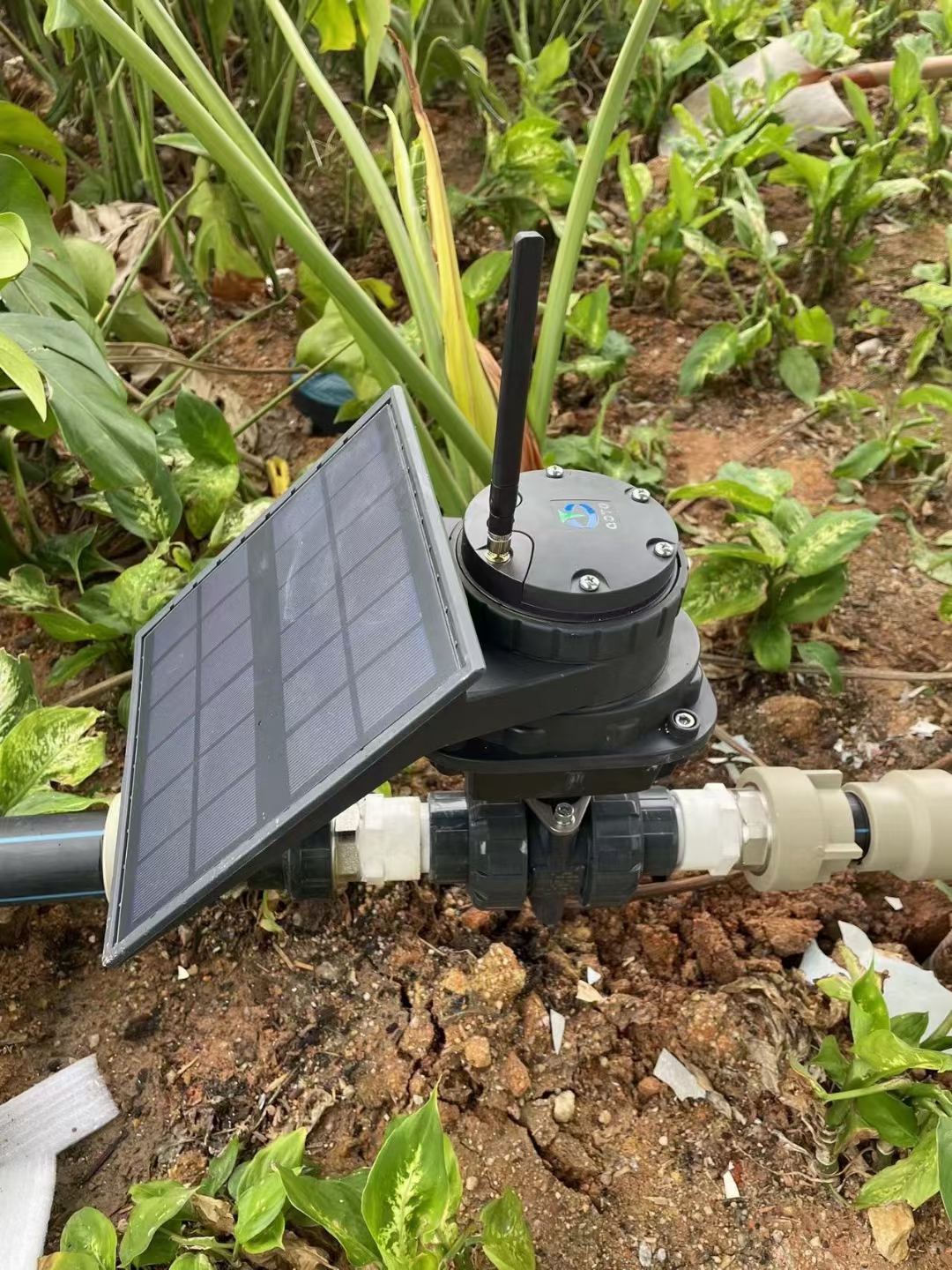 Sistema de riego agrícola solar IoT/LoRa/4G